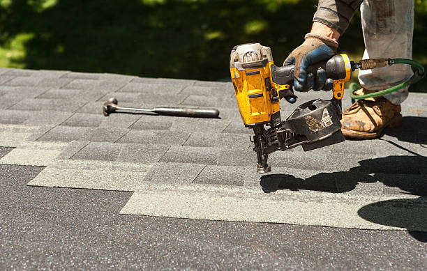 Best Local Roofing Companies  in Hampton Manor, NY